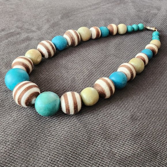 Claire's Wood Beaded Multicolor Bohemian Necklace - Picture 5 of 13